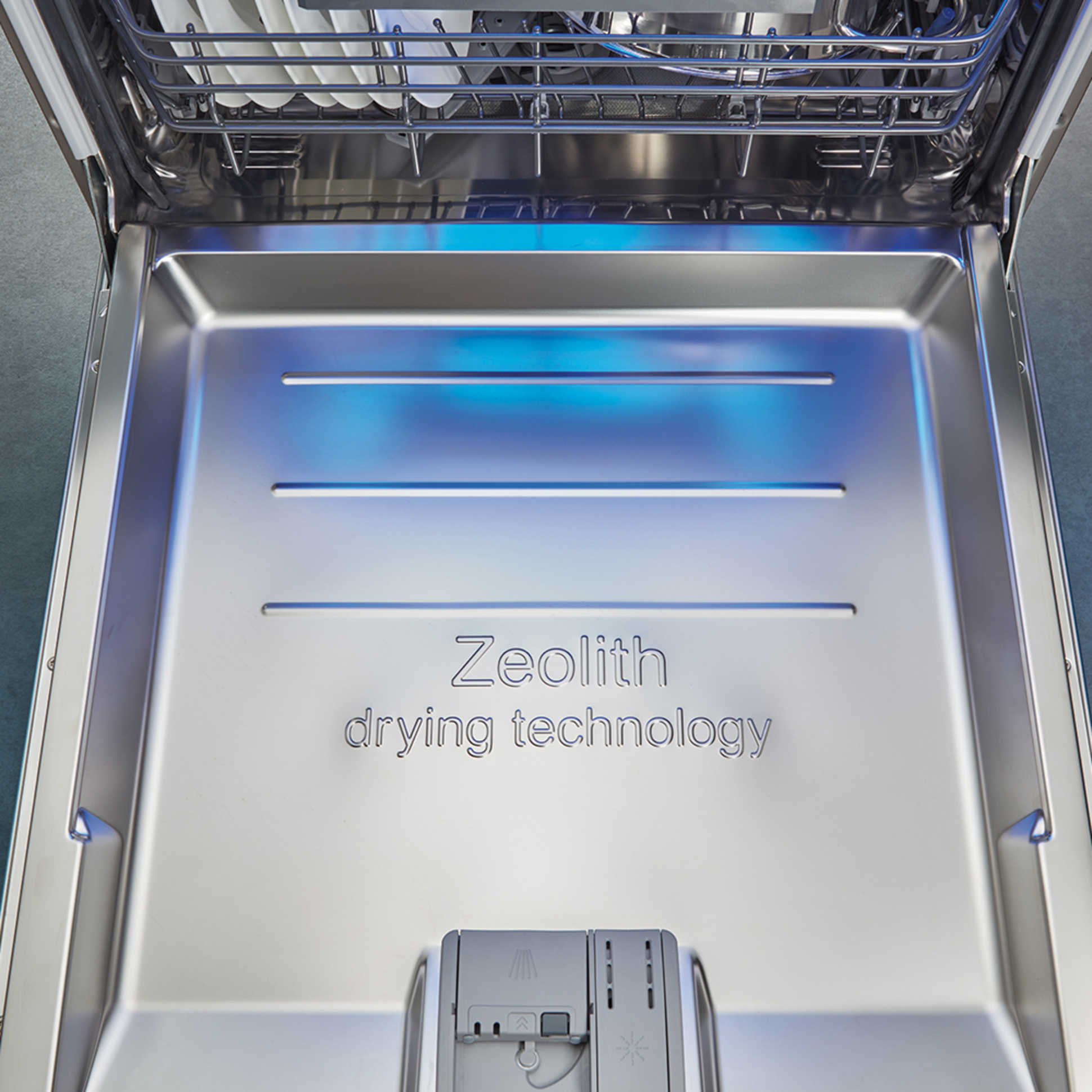 Zeolith Trocknen – Für glänzende Spülergebnisse bei Thrainer & Waldschütz GmbH in Irschenberg